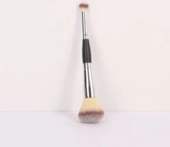 Foundation - Poeder - Make-up Kwast- Foundation Kwast - Concealer Kwast 3-in 1 - Must-have - Cadeau - Verjaardag - Populair - Trendy - Efficiënt - Tijdbesparend -GlowBelle Verkoopwinkel 1200x1040 6