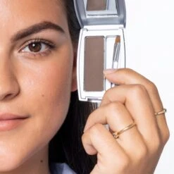 Herome Eye Care Wenkbrauw Poeder Donkerbruin - Compact Brow Powder Dark Brown - Waterproof Verrijkt Met Panthenol - Volumineuze Wenkbrauwen 9 Herome Eye Care Wenkbrauw Poeder Donkerbruin - Compact Brow Powder Dark Brown - Waterproof Verrijkt Met Panthenol - Volumineuze Wenkbrauwen -GlowBelle Verkoopwinkel 1200x1200 1096