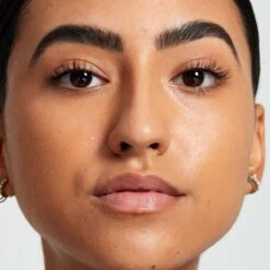 NYX Professional Makeup Fill & Fluff Eyebrow Pomade Pencil - FFEP08 Black - Wenkbrauw Potlood - 0,2 Gr -GlowBelle Verkoopwinkel 1200x1200 1127