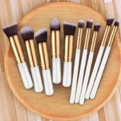 Evvie Contouring Set/ Concealer Palette Met 10-delige Kabuki Kwasten Set 14 Evvie Contouring Set/ Concealer Palette Met 10-delige Kabuki Kwasten Set -GlowBelle Verkoopwinkel 1200x1200 1686