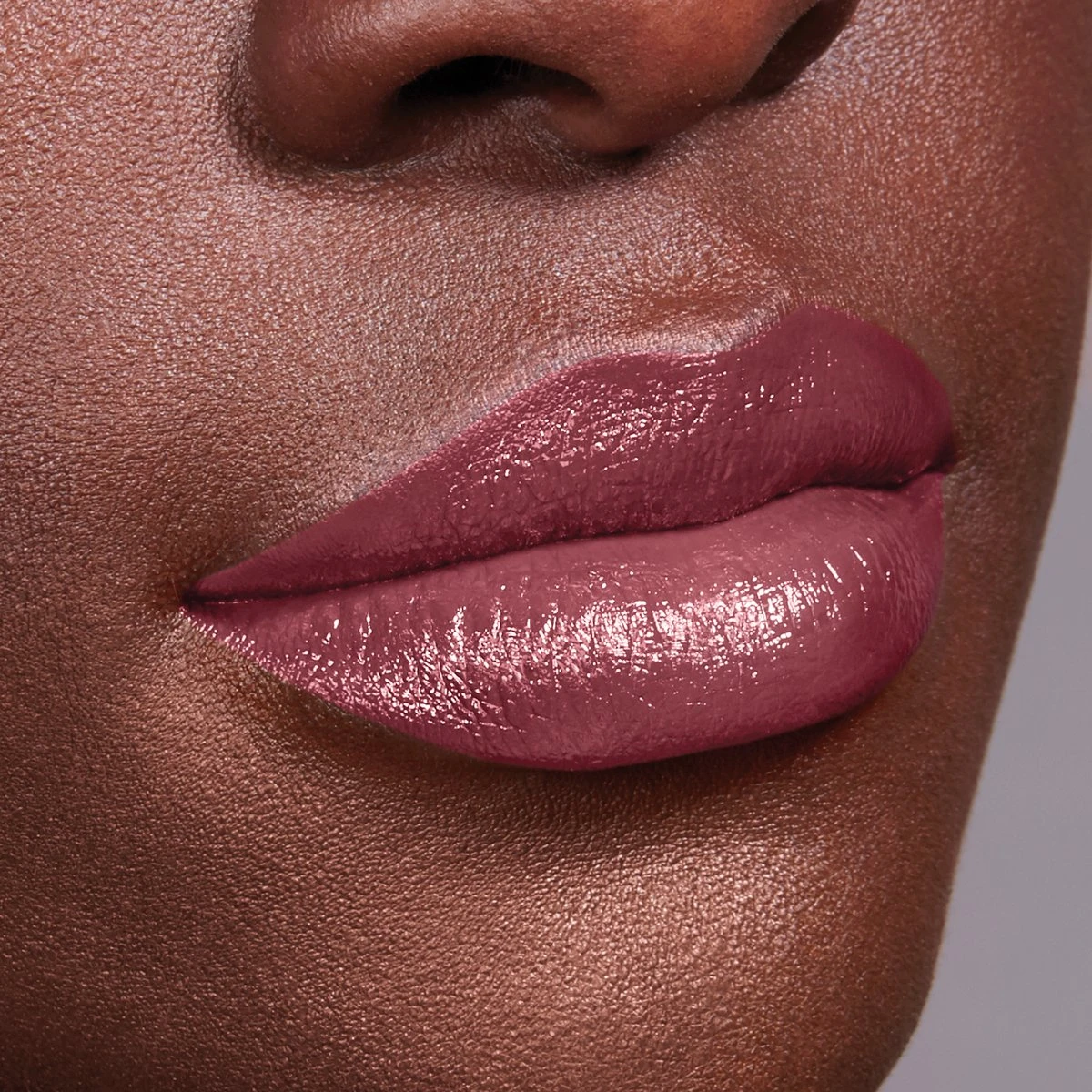 Maybelline Color Sensational Cream Lippenstift - 200 Rose Embrace - Roze 5 Maybelline Color Sensational Cream Lippenstift - 200 Rose Embrace - Roze - Afbeelding 5