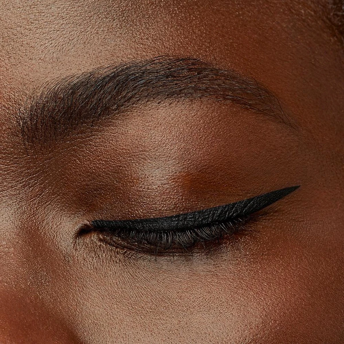 Bourjois Contour Clubbing Waterproof Oogpotlood - 41 Black Party 13 Bourjois Contour Clubbing Waterproof Oogpotlood - 41 Black Party - Afbeelding 13