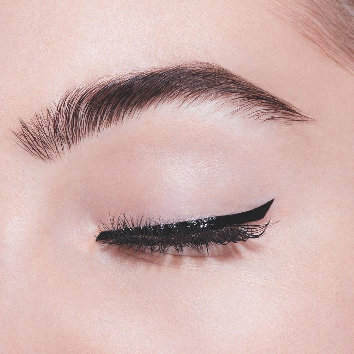 Bourjois Liner Pinceau Eyeliner - 01 Noir 4 Bourjois Liner Pinceau Eyeliner - 01 Noir - Afbeelding 4