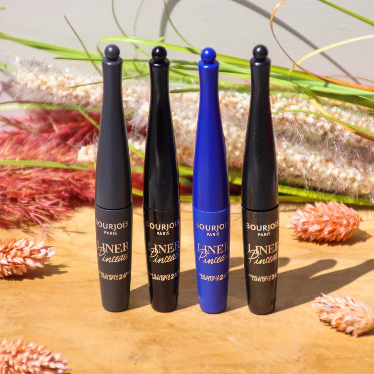 Bourjois Liner Pinceau Eyeliner - 01 Noir 11 Bourjois Liner Pinceau Eyeliner - 01 Noir - Afbeelding 11