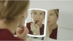 Merkloos Make-up Organizer Met Spiegel En LED Van METU-Online - Make Up Opberger - Make Up Spiegel Met Led Lamp - Makeup Opbergdoos - Make-up Spiegel Wit - Make Up Spiegel Met Verlichting En Usb - Make Up Koffer - Make Up Tafel - Make Up Organizer -GlowBelle Verkoopwinkel 1200x681 3