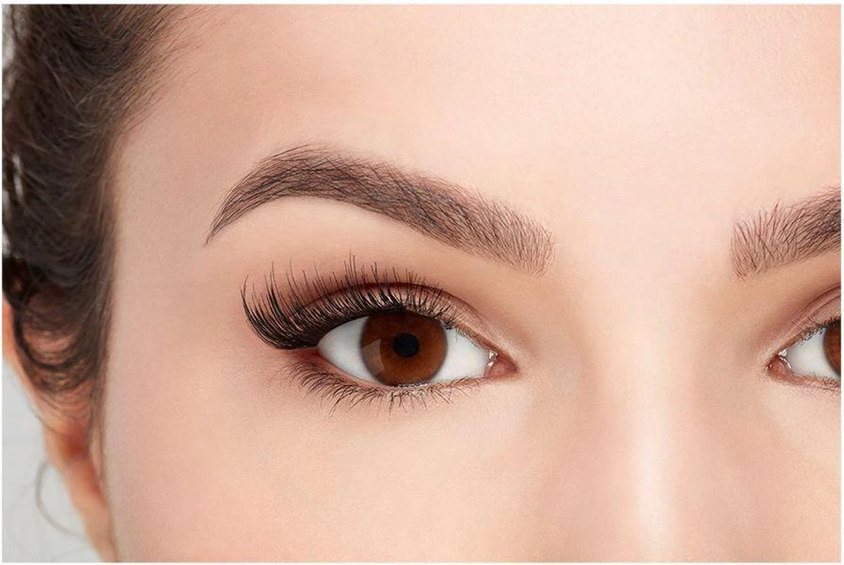 Ardell Professional Magnetic Double Strip Accents Lashes - 001 Accents - Magnetische Nepwimpers - Set Kunstwimpers - Zwart 5 Ardell Professional Magnetic Double Strip Accents Lashes - 001 Accents - Magnetische Nepwimpers - Set Kunstwimpers - Zwart - Afbeelding 5