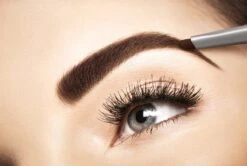 L’Oréal Paris Brow Artist Xpert Wenkbrauwpotlood - 105 Brunette -GlowBelle Verkoopwinkel 1200x807