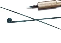 L’Oréal Paris Matte Signature Eyeliner Van Superliner – Matte Liquid Eyeliner – Waterproof - 04 Emeraude – Groen -GlowBelle Verkoopwinkel 1200x848