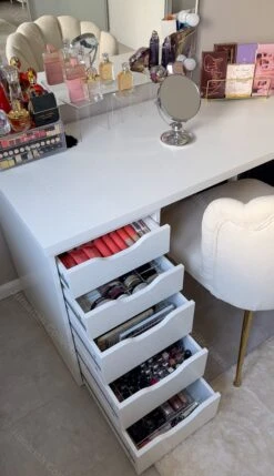 Jumanah® Collections - "Sorted" Large Lip Set - Make Up Organizer - Ladeverdeler - Lade Organizer - Transparant - Acryl - Kunststof - Ikea Alex 5 Ladeblok -GlowBelle Verkoopwinkel 691x1200 1