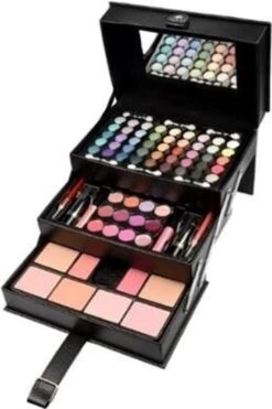 Makeup Trading - Beauty Case Complete Makeup Palette - -GlowBelle Verkoopwinkel 798x1200 1