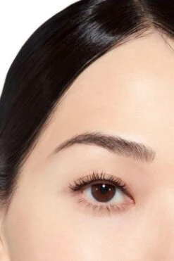 Chanel - Inimitable Waterproof Mascara - Zwart -GlowBelle Verkoopwinkel 800x1200 13