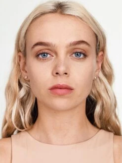 Rimmel London Hide The Blemish Concealer - 001 Ivory -GlowBelle Verkoopwinkel 901x1200 1