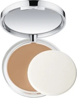 Clinique Almost Powder SPF 15 - Deep - Make-uppoeder 16 Clinique Almost Powder SPF 15 - Deep - Make-uppoeder -GlowBelle Verkoopwinkel 947x1200 1