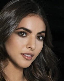 Maybelline Tattoo Brow Waterproof Wenkbrauwgel - 04 Medium Brown -GlowBelle Verkoopwinkel 954x1200 3