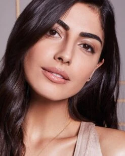 Max Factor Miracle Touch Foundation - 60 Sand -GlowBelle Verkoopwinkel 959x1200 1