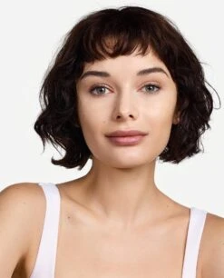 Clinique Beyond Perfecting - Foundation - 06 Ivory 13 Clinique Beyond Perfecting - Foundation - 06 Ivory -GlowBelle Verkoopwinkel 970x1200