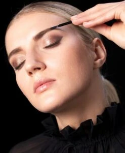 SYOSS Wenkbrauwverf 4-1 Donkerbruin - 1 Stuk 8 SYOSS Wenkbrauwverf 4-1 Donkerbruin - 1 Stuk -GlowBelle Verkoopwinkel 986x1200 8